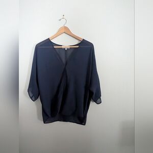 WAYF Women's Large Navy Blue Shell